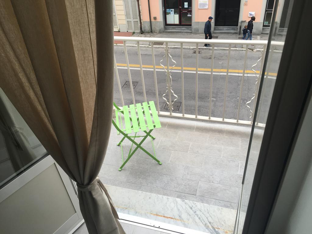 City Hotel 维亚雷焦 外观 照片