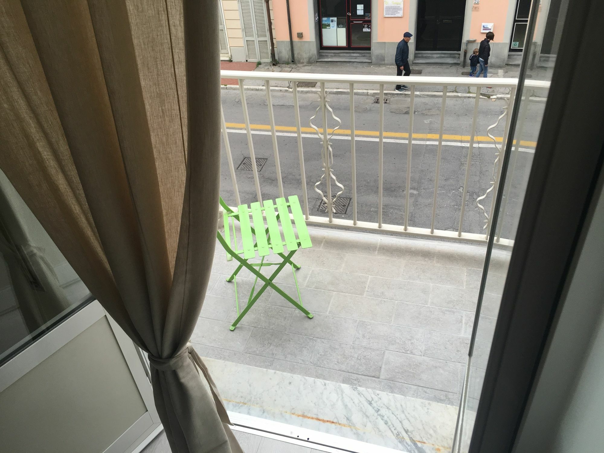 City Hotel 维亚雷焦 外观 照片